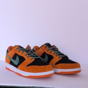 Nike Dunk Low Orange Sneakers